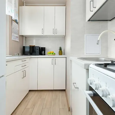 Baltic Breeze Kolobrzeska & Balcony By Renters Gdansk