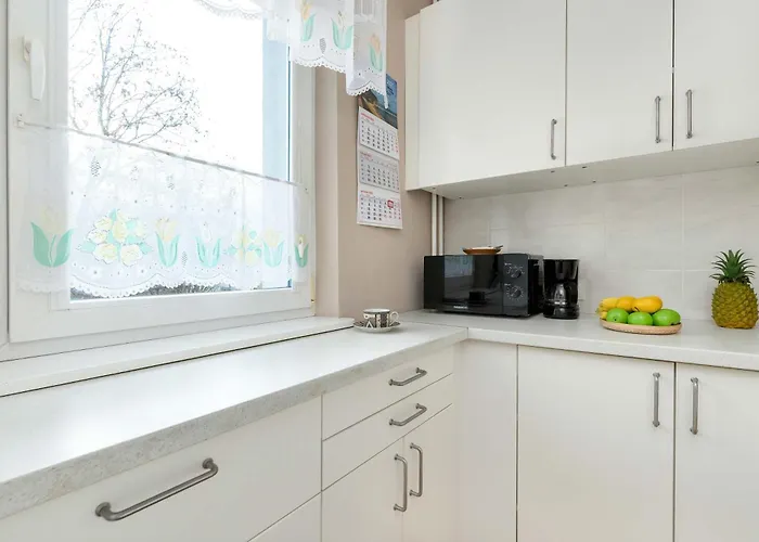 Baltic Breeze Kolobrzeska & Balcony By Renters Apartamento