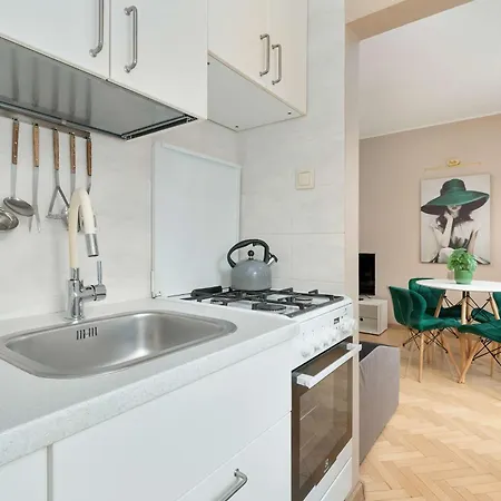 Baltic Breeze Kolobrzeska & Balcony By Renters גדנסק