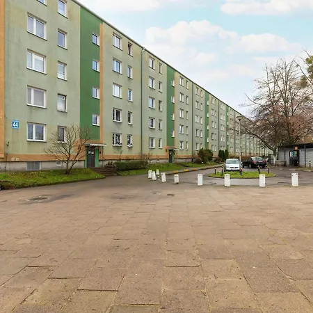 Baltic Breeze Kolobrzeska & Balcony By Renters Gdansk