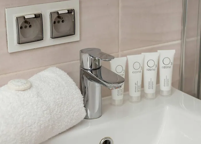 Baltic Breeze Kolobrzeska & Balcony By Renters * גדנסק